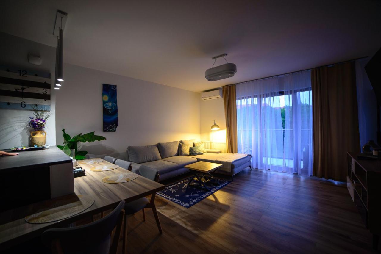 Apartamenty Via Marina Wrocław Exteriör bild