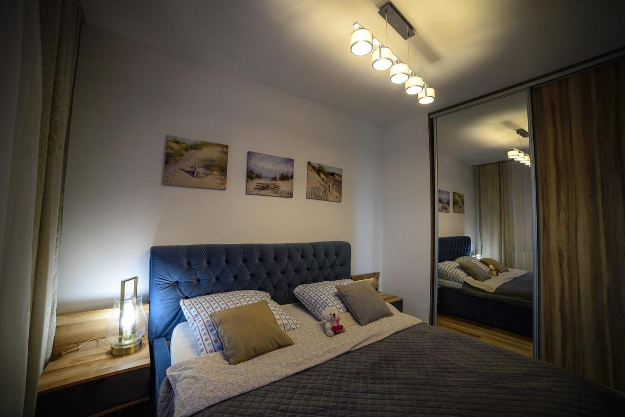 Apartamenty Via Marina Wrocław Exteriör bild